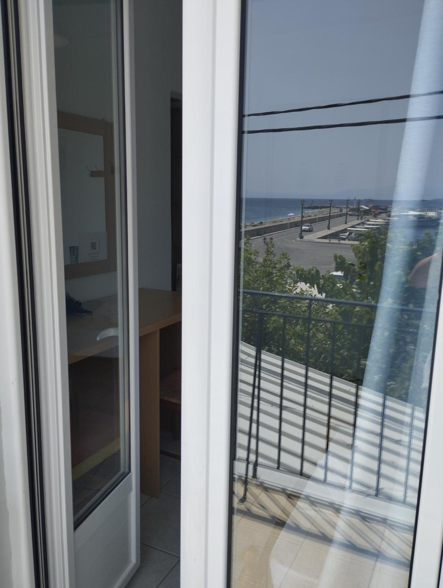 Hotel Sea View Loutraki  Exterior foto